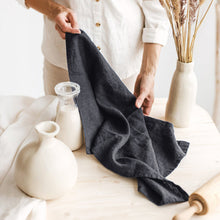 Load image into Gallery viewer, Linen Napkin_Photography Props_FLATLAID.
